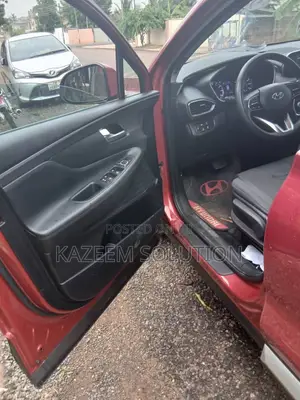 Hyundai Santa Fe 2019 Red