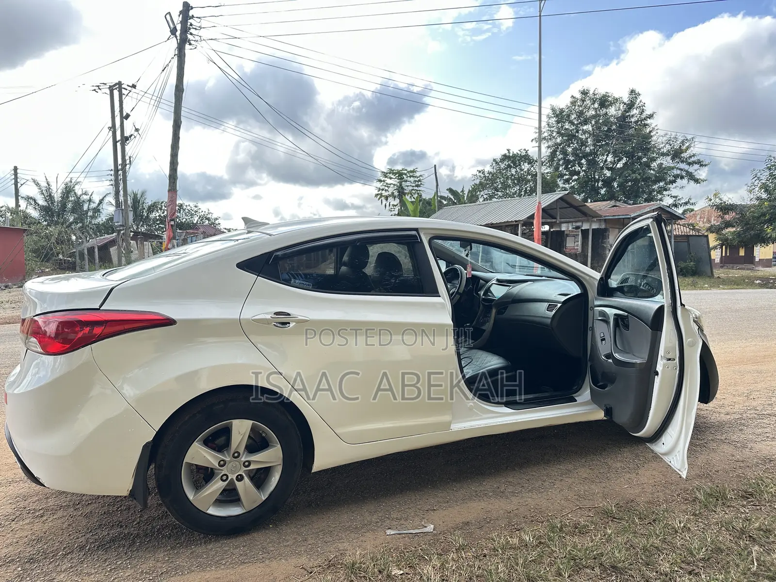 Hyundai Elantra 2013 White