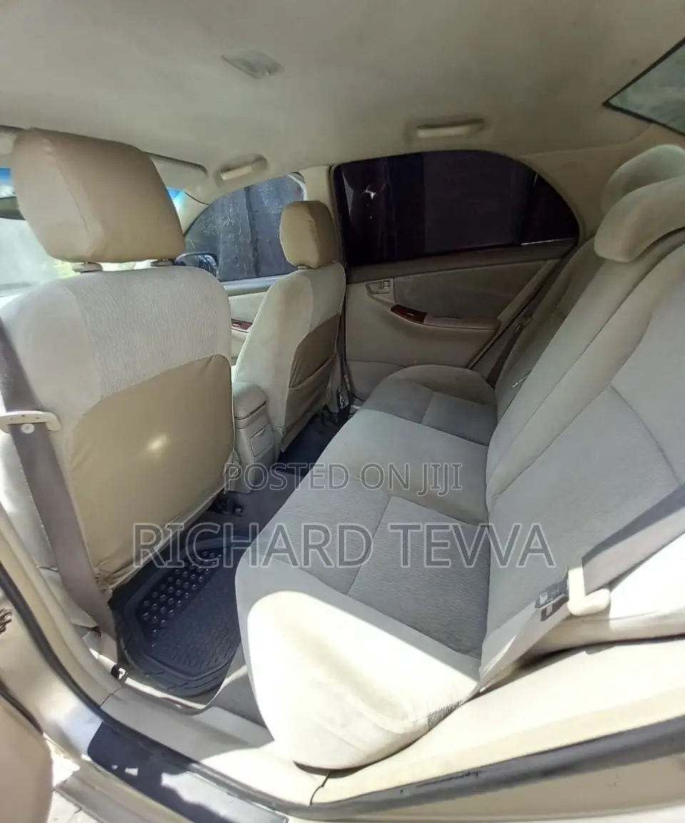 Toyota Corolla LE 4dr Sedan (1.8L 4 cyl 4A) 2009 Brown