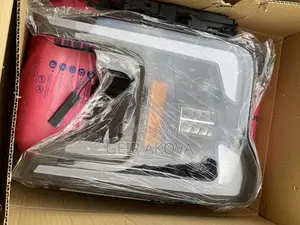 Ford F150 Head Light