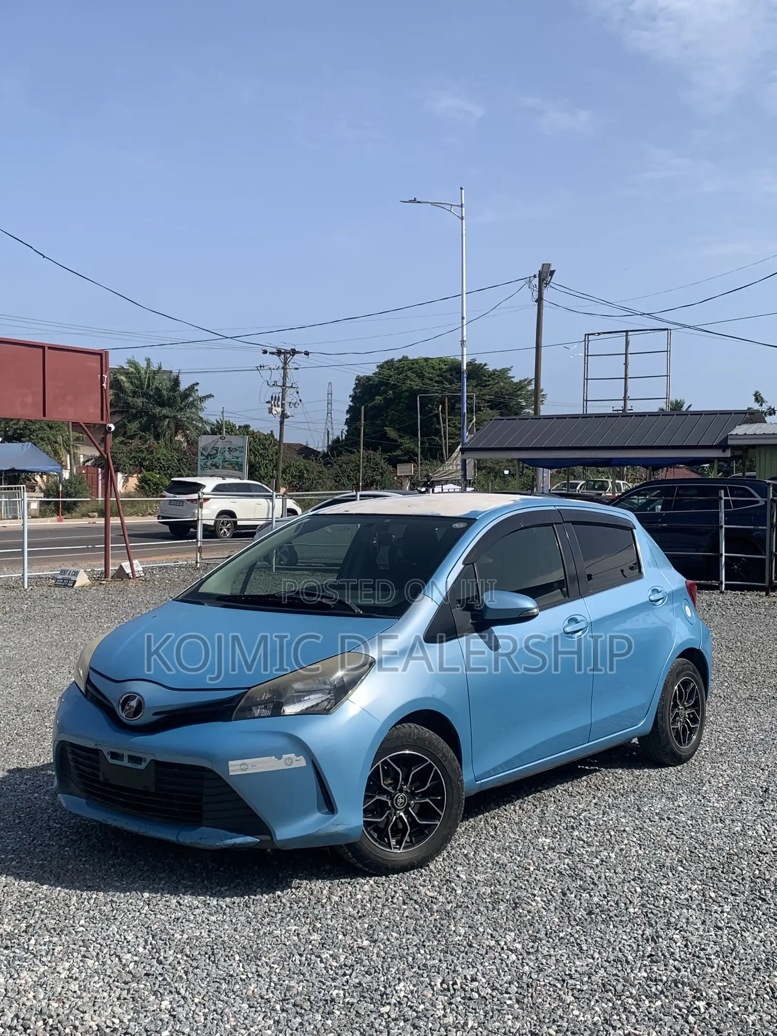 Toyota Vitz 2014 Blue