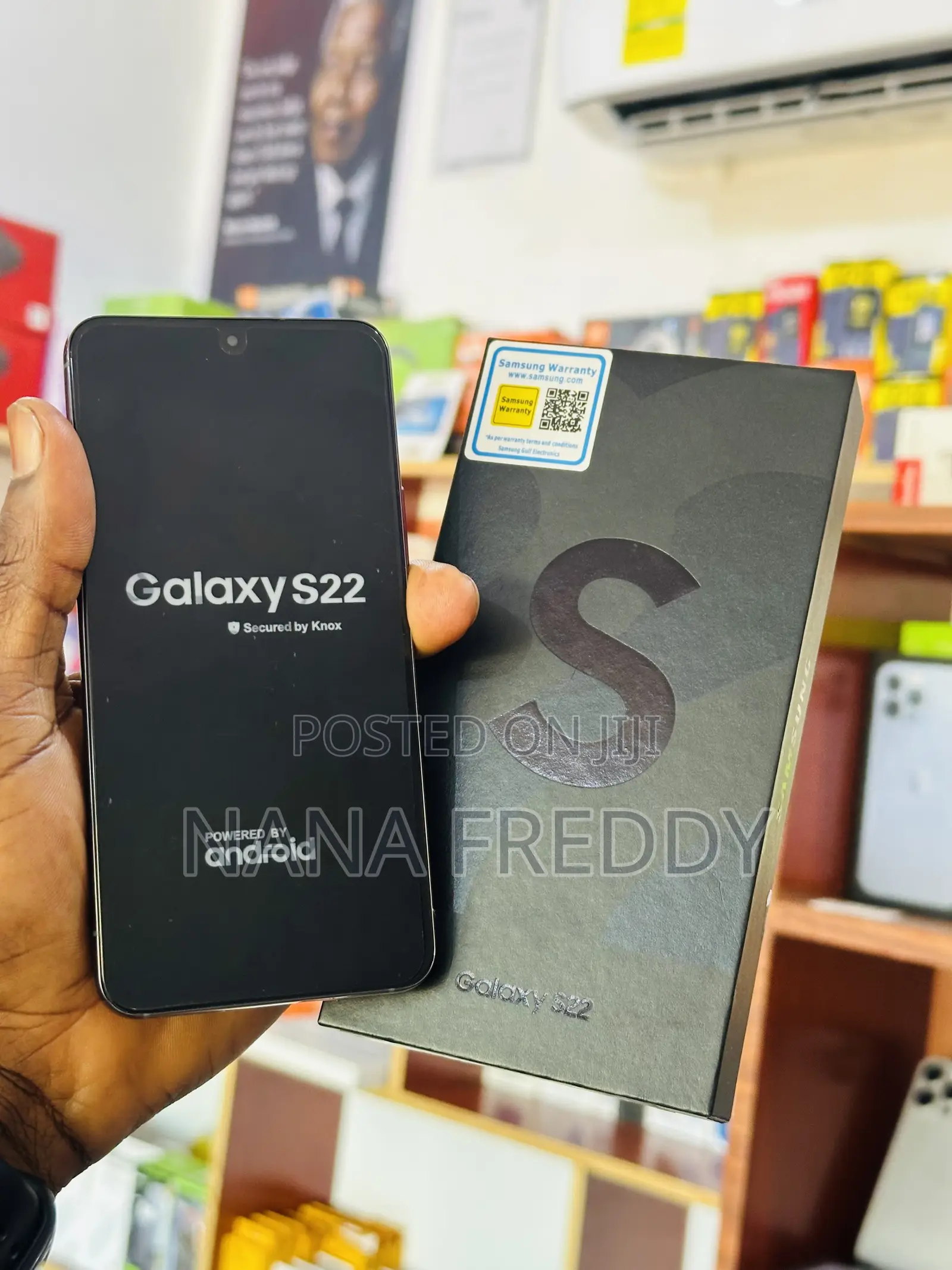 New Samsung Galaxy S22 5G 128 GB Black