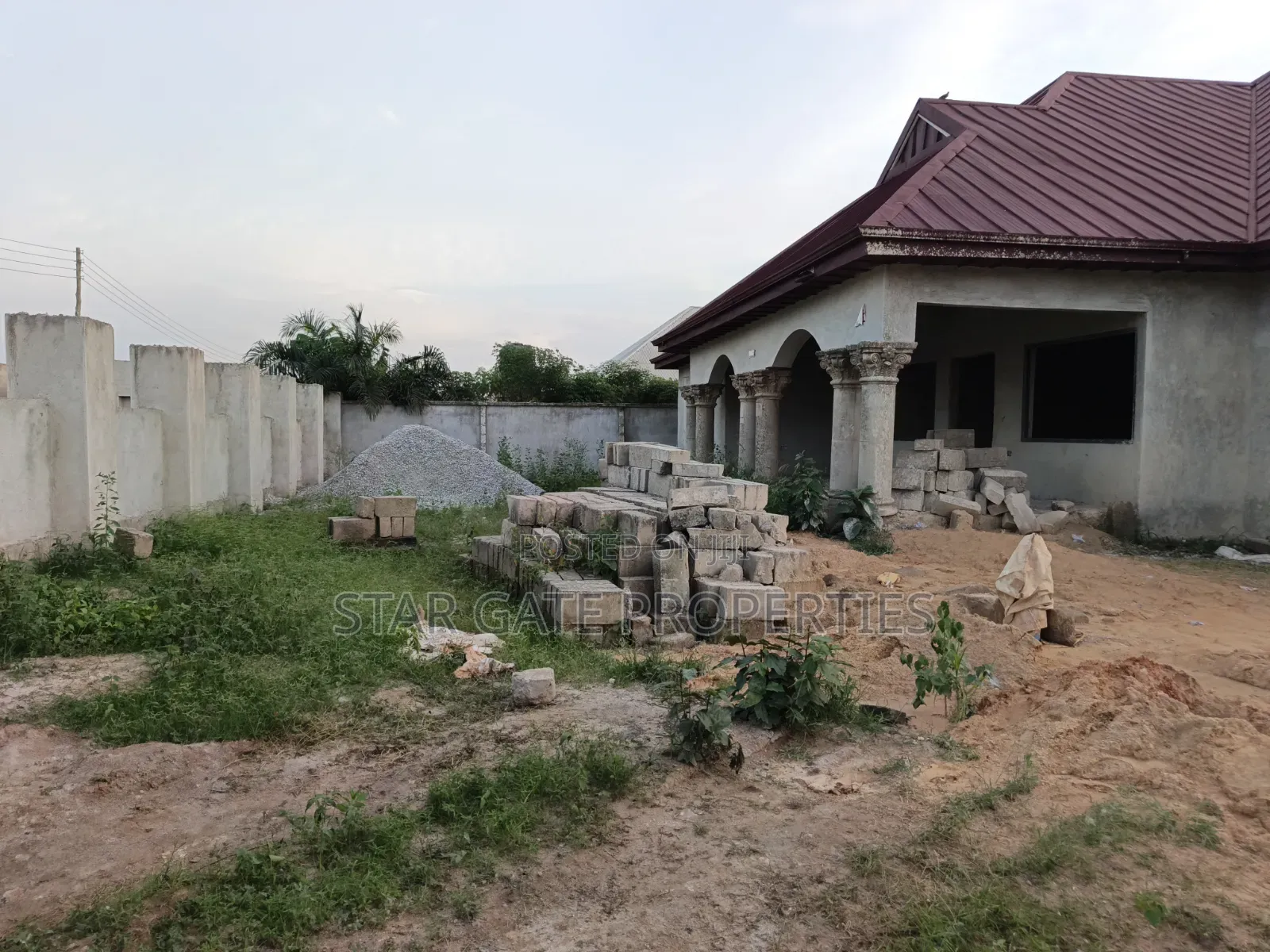 5bdrm House in Kumasi Metropolitan for sale