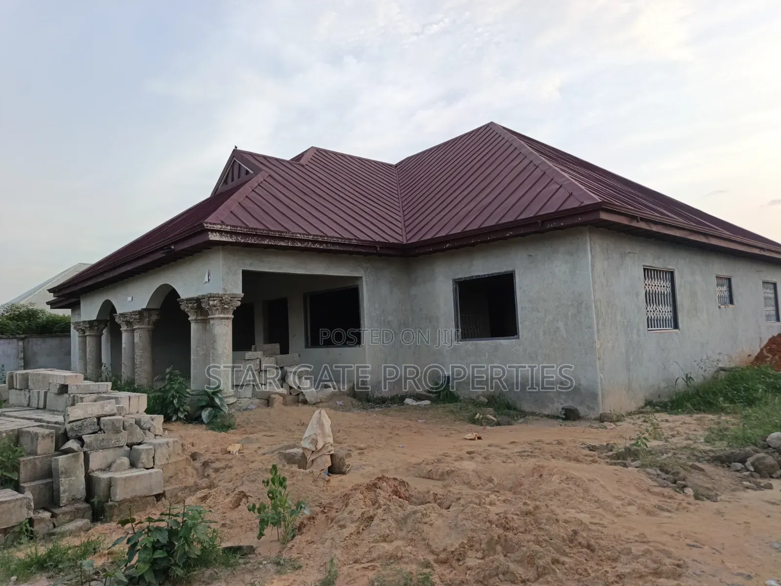 5bdrm House in Kumasi Metropolitan for sale