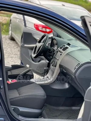 Toyota Corolla S 4dr Sedan (1.8L 4cyl 4A) 2013 Blue