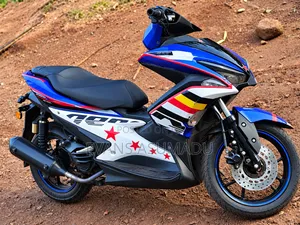 Yamaha Aerox 2022 Blue