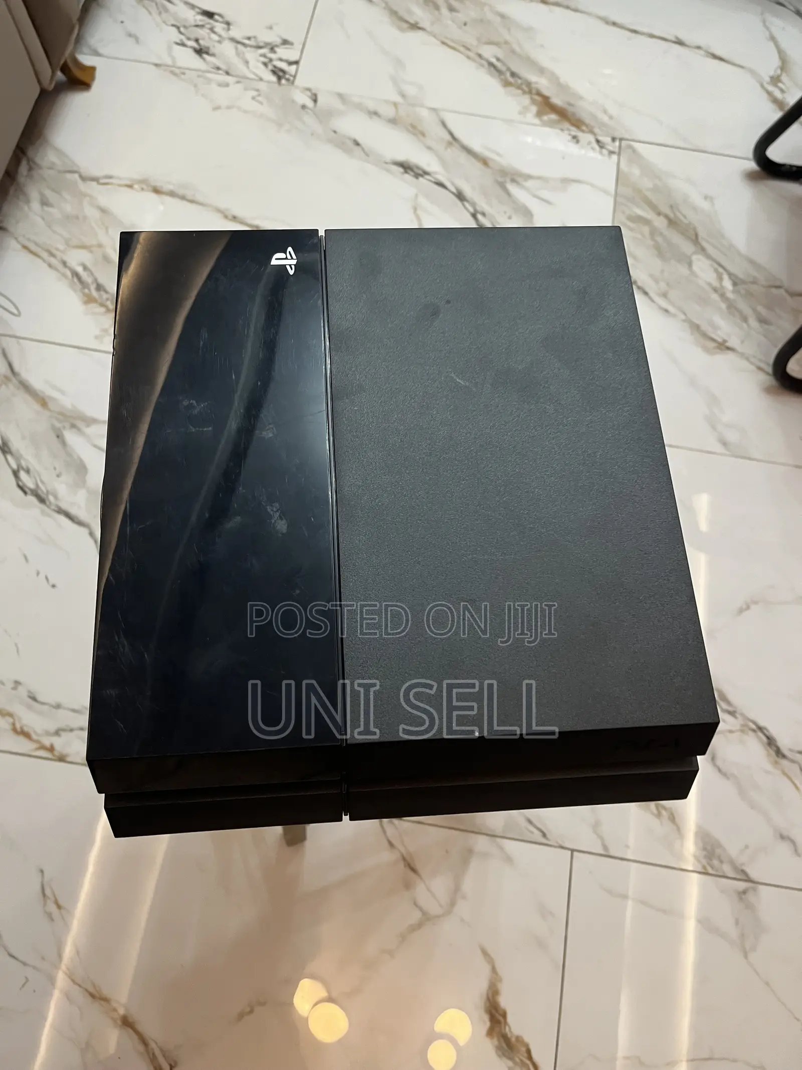 Neat Ps 4 Console
