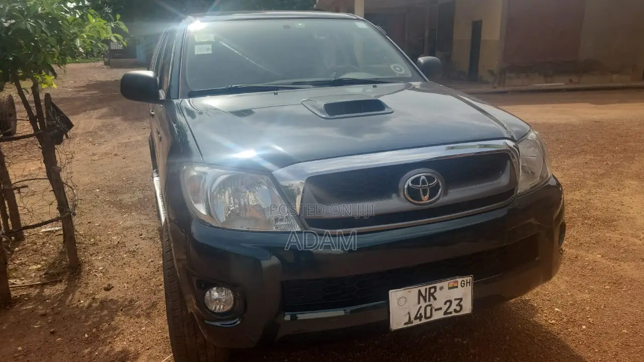 Toyota Hilux 2.5 D-4D 4X4 SRX 2010 Green