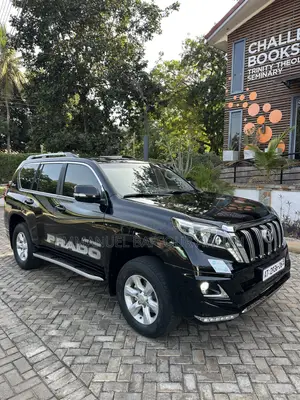 Toyota Land Cruiser Prado 2.7 i 2012 Black