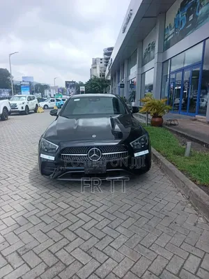 Mercedes-Benz E350 2023 Black