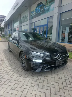 Mercedes-Benz E350 2023 Black