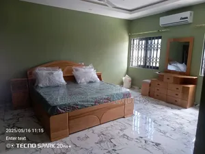 Queen Size Bed and Dresser