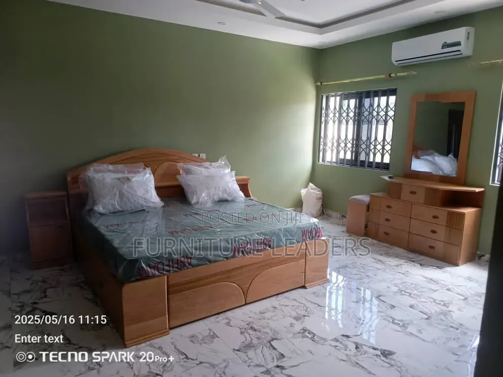 Queen Size Bed and Dresser
