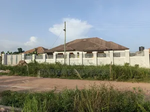 Furnished 10bdrm House in Kumasi Metropolitan for sale