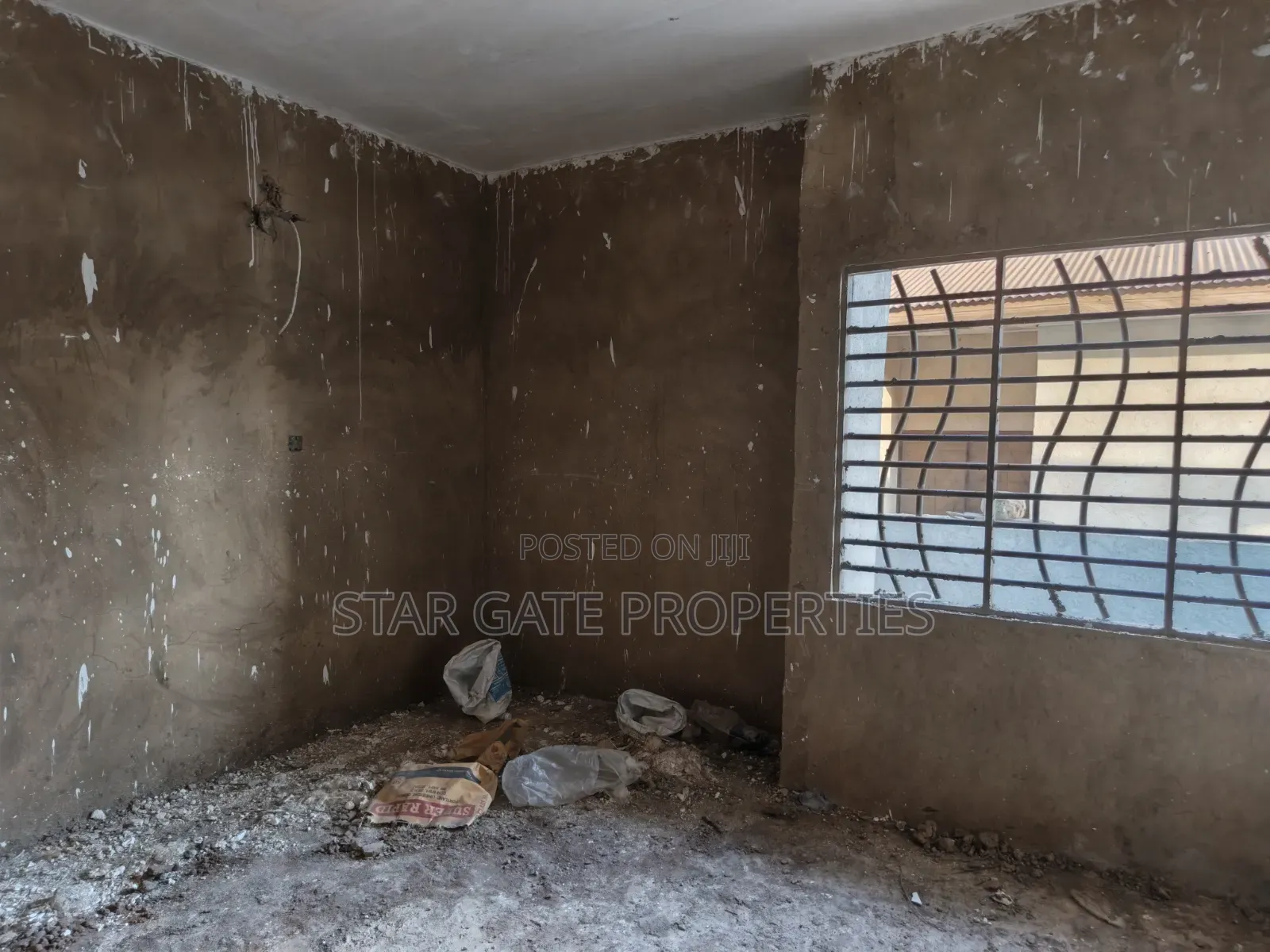 Furnished 10bdrm House in Kumasi Metropolitan for sale
