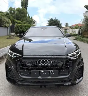 Audi Q8 Premium Plus 2024 Black