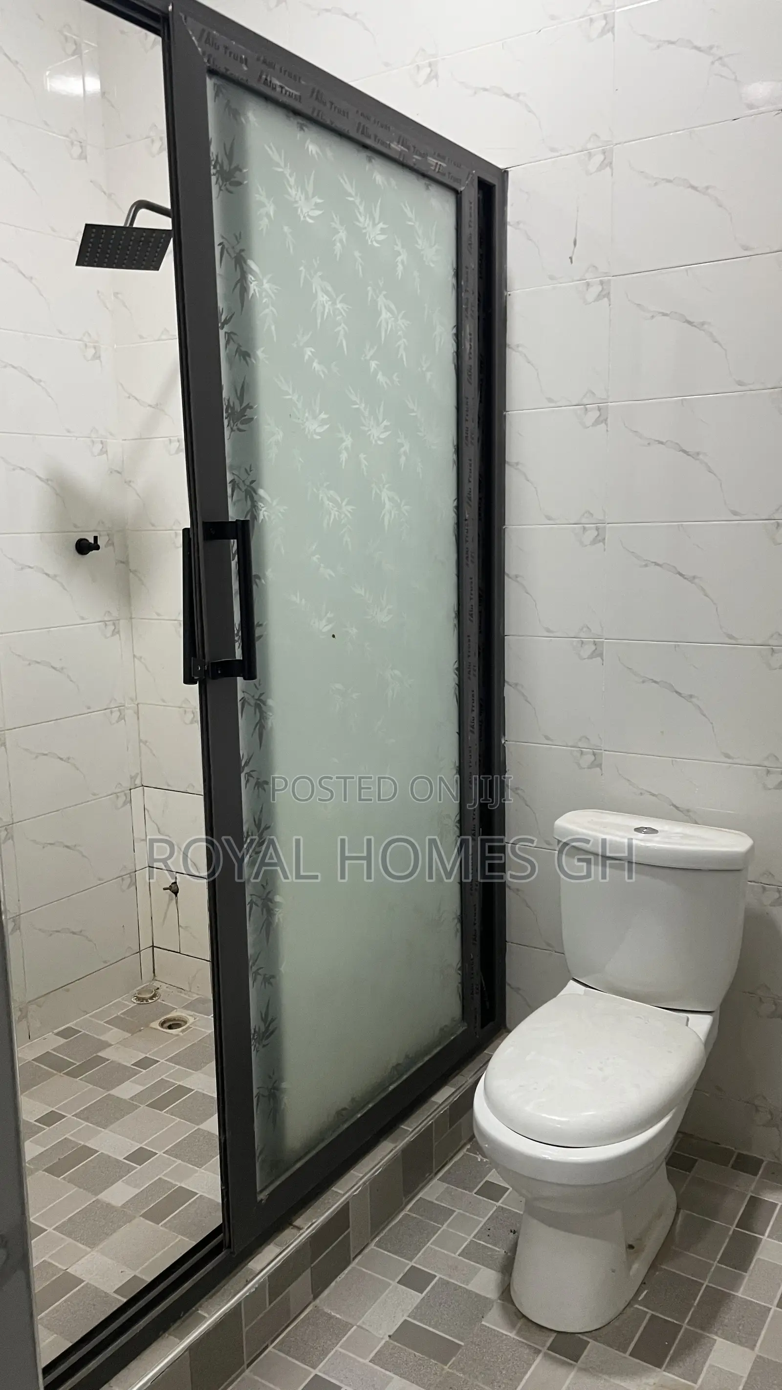 2bdrm Apartment in Lakeside for rent