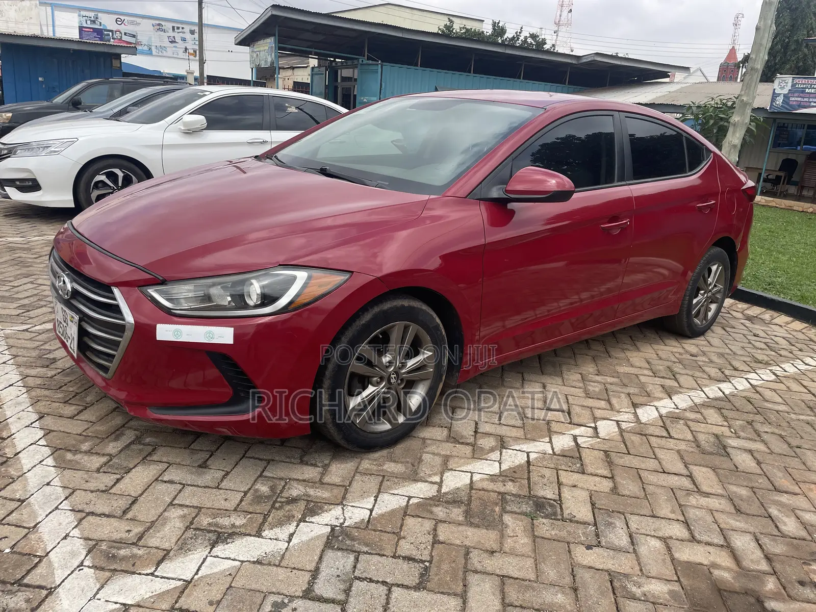 Hyundai Elantra SE Sedan FWD (2.0L 4cyl 6M) 2017 Red