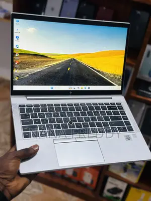 New Laptop HP EliteBook 840 G7 8GB Intel Core i5 SSD 512GB