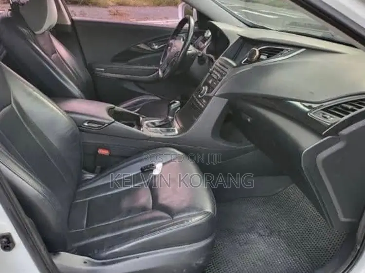 Hyundai Grandeur 2016 White