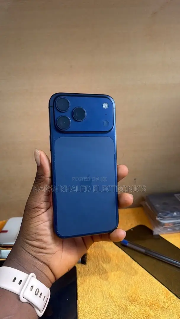 Apple iPhone 17 Pro Max 256 GB Blue