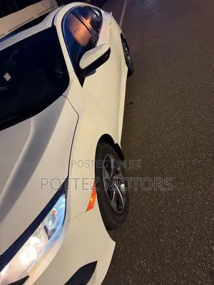 Honda Civic EX 4dr Sedan (2.0L 4cyl) 2017 White