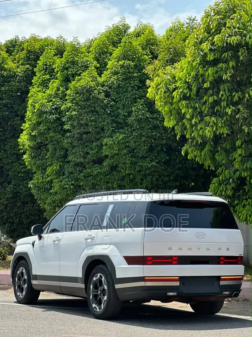 Hyundai Santa Fe Limited 2024 White