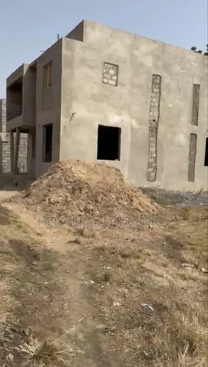 4bdrm House in East Traco, Nmai-Dzorn for sale