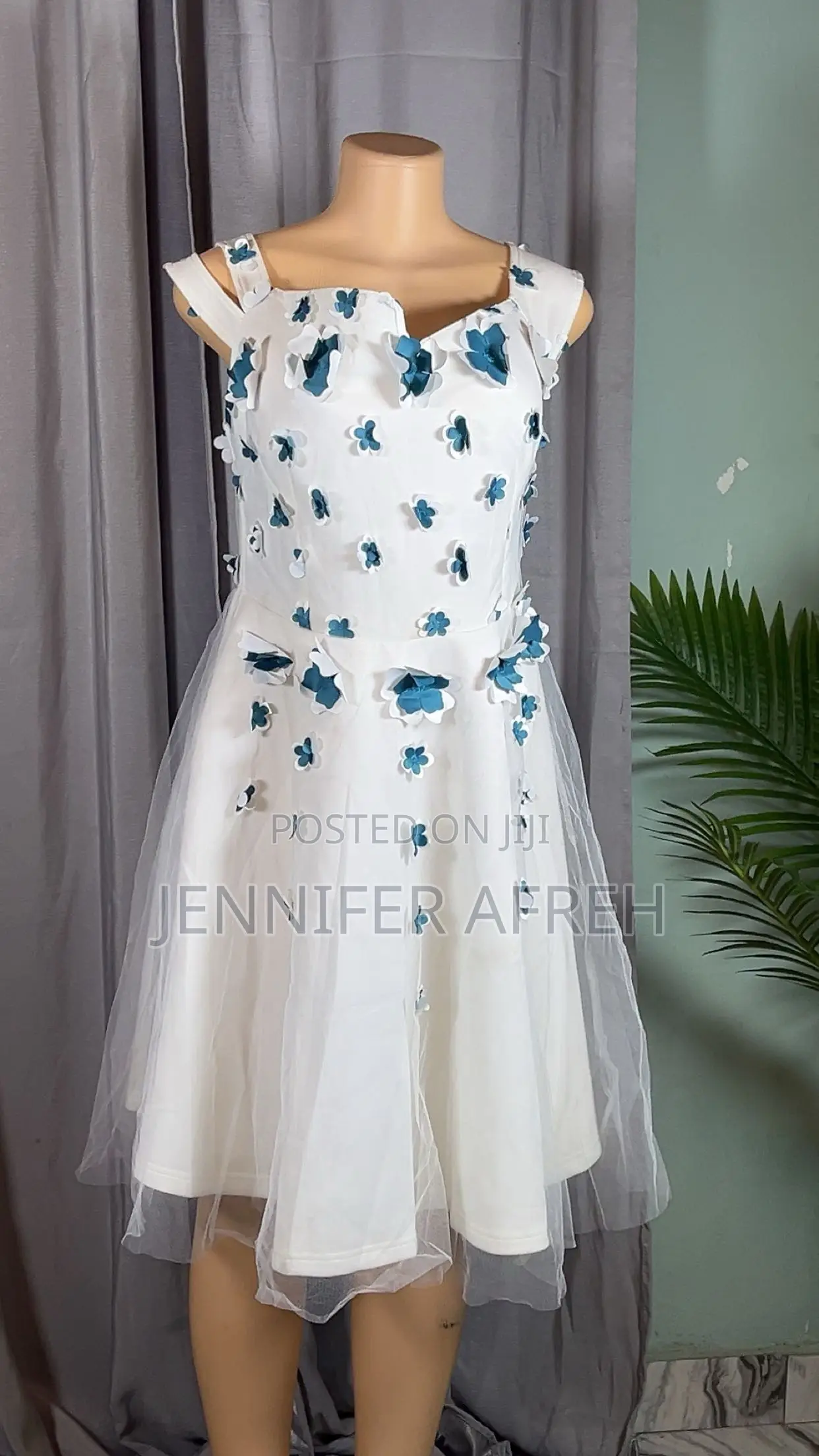 White a-Line Mesh Cocktail Dress