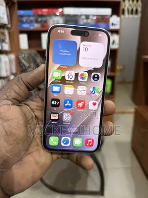 Apple iPhone 15 256 GB Green