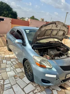 Toyota Belta 2012