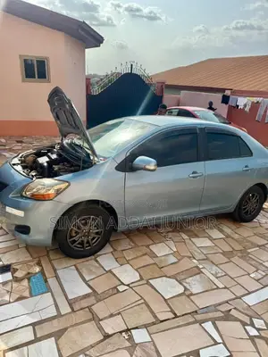 Toyota Belta 2012