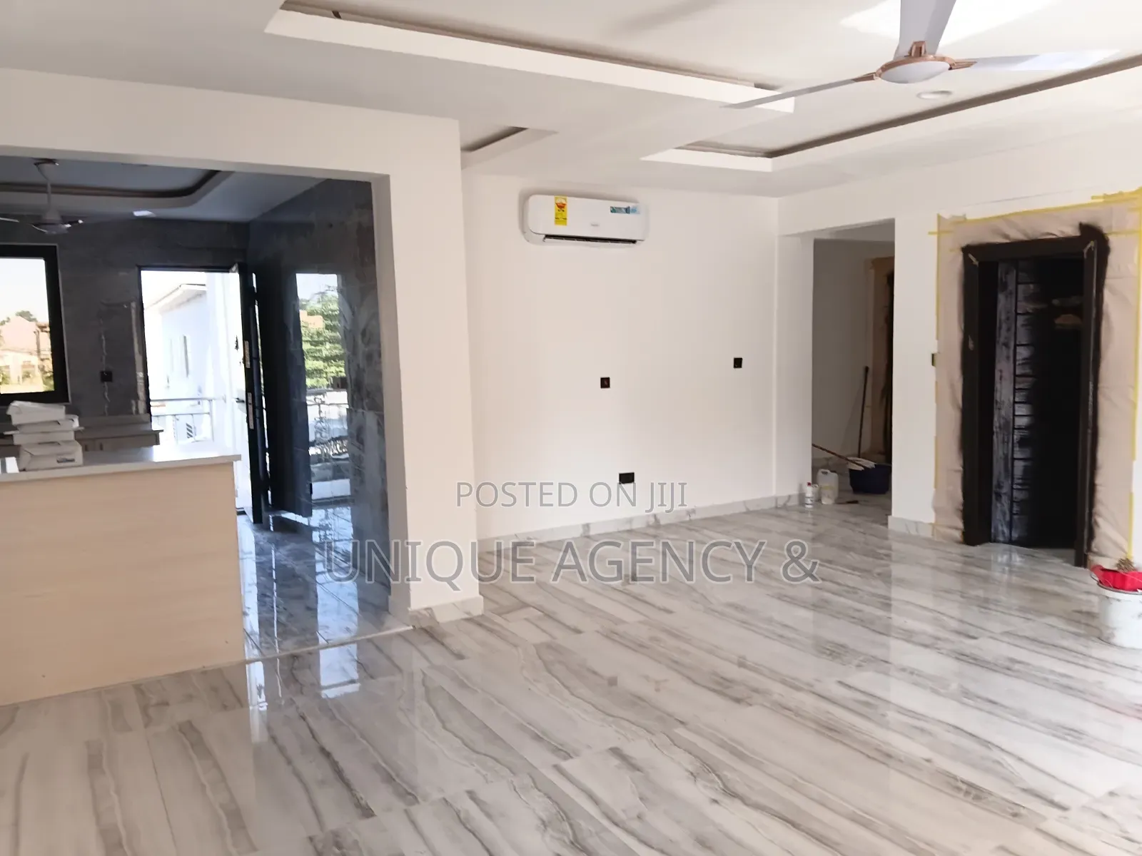 4bdrm Apartment in Sakumono for rent