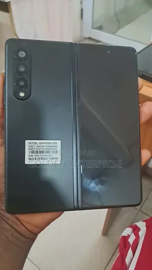 New Samsung Galaxy Z Fold 3 256 GB Black