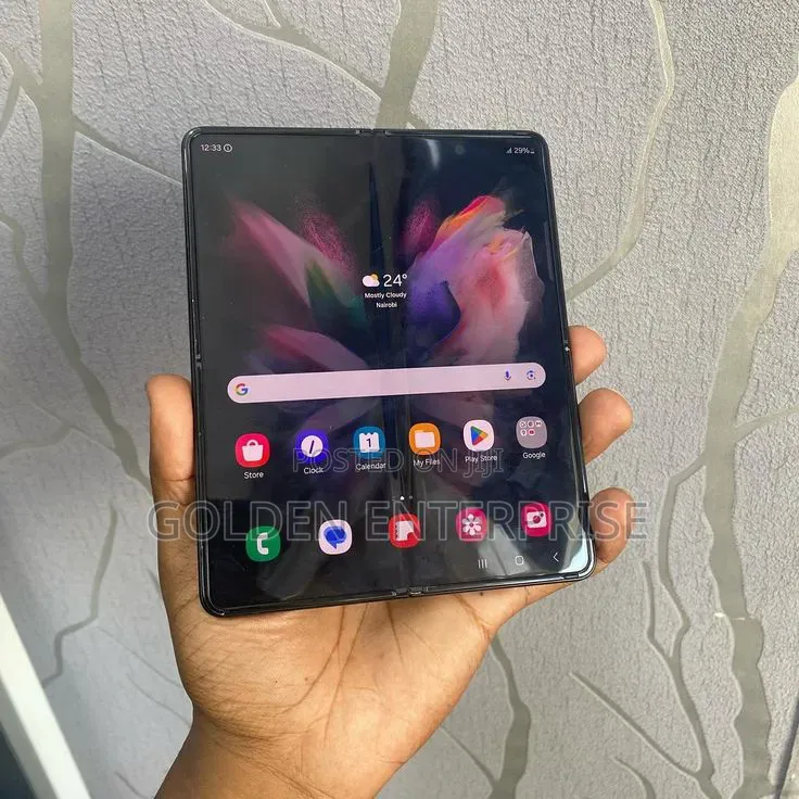 New Samsung Galaxy Z Fold 3 256 GB Black