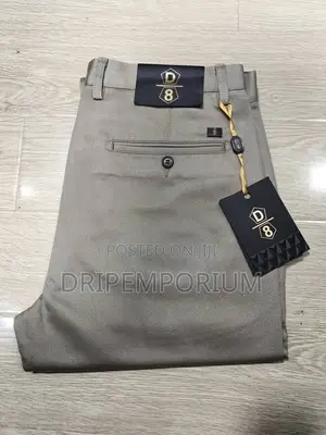 Tommy Khaki Chino!