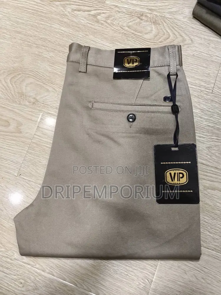 Tommy Khaki Chino!