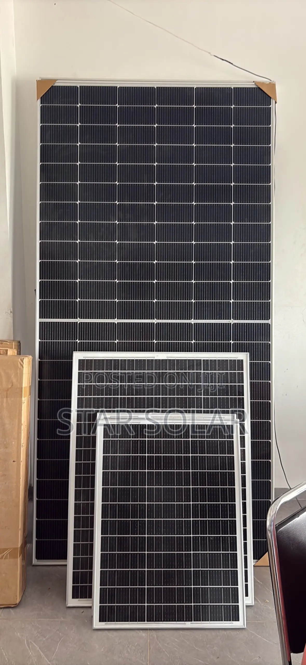 New!! Fibon Portable Power Station 550W+ Free Panel