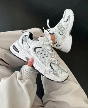 New Balance 530