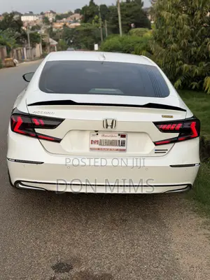Honda Accord Touring 2.0T 2020 White
