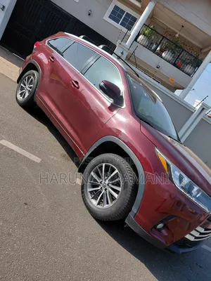 Toyota Highlander Hybrid XLE (3.5L 6cyl) 2017