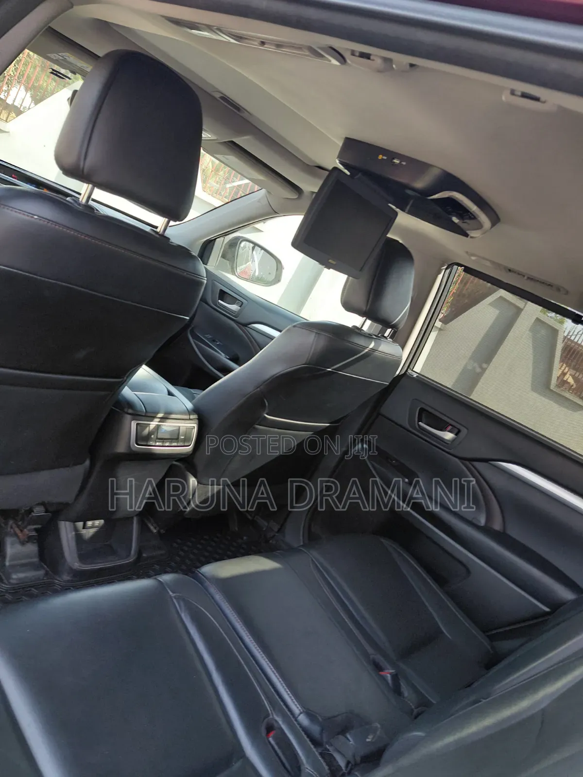 Toyota Highlander Hybrid XLE (3.5L 6cyl) 2017