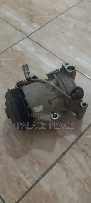 2012 Vitz AC Motor and Altenator