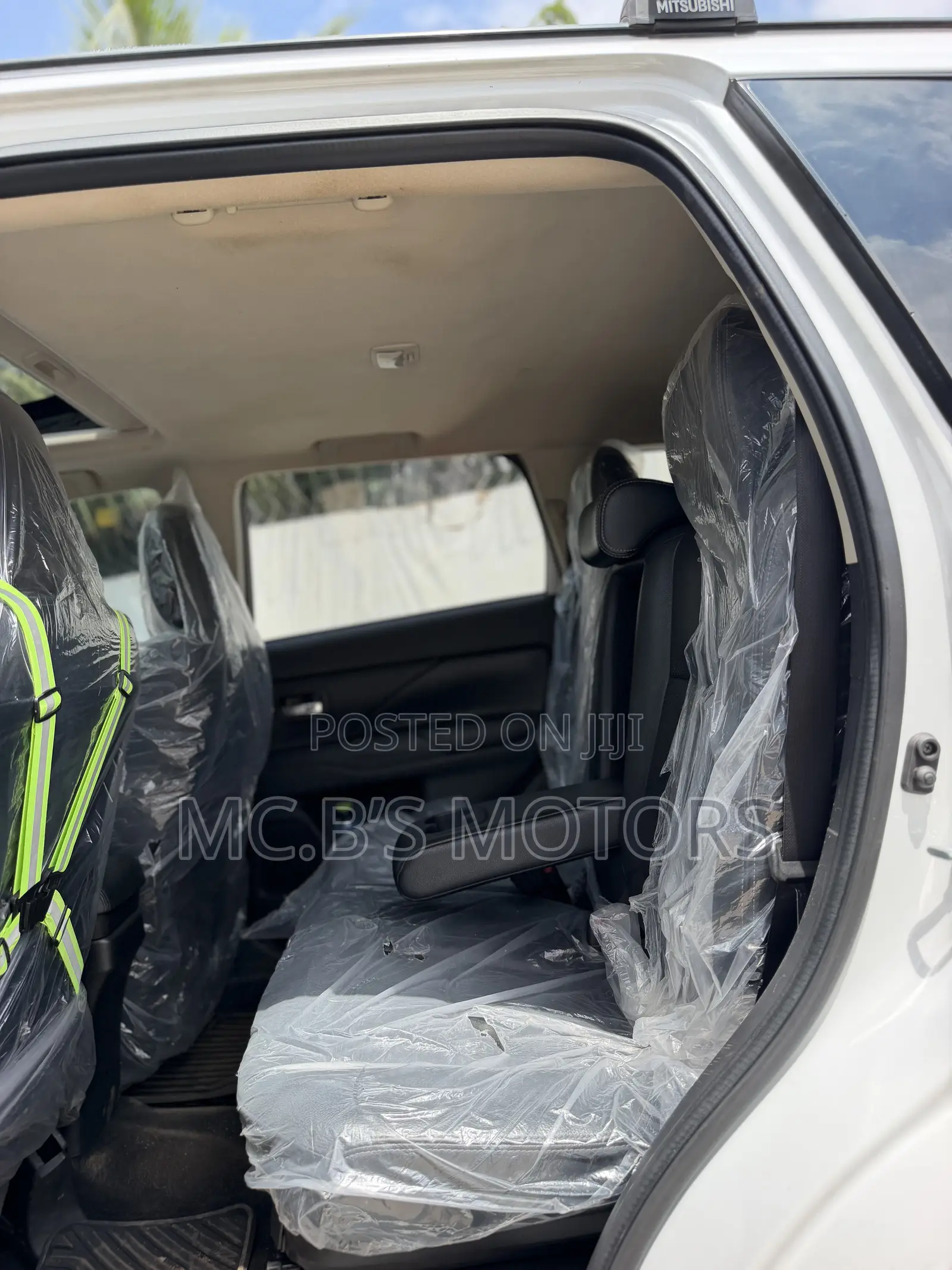 Mitsubishi Outlander 2016 White