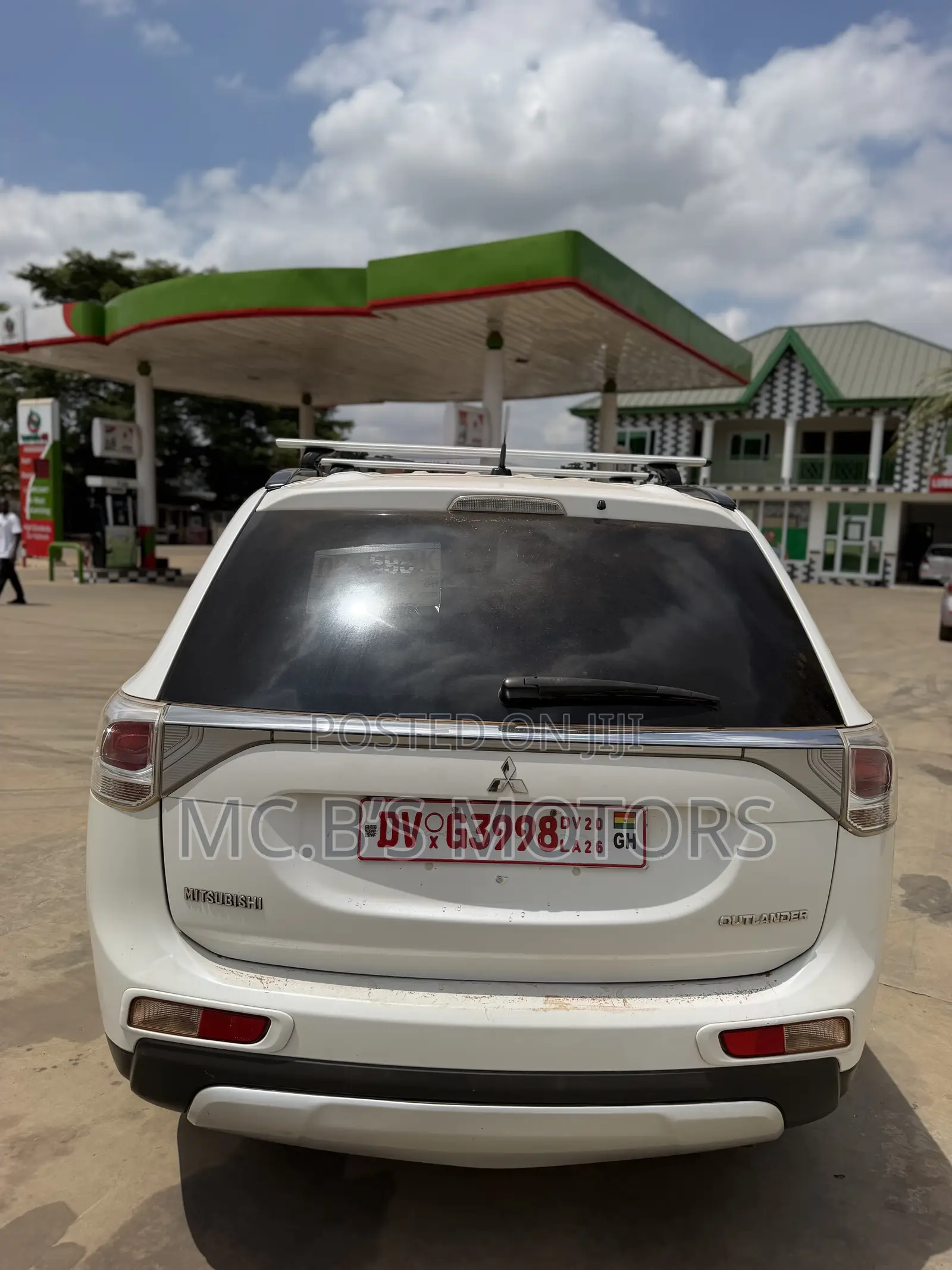 Mitsubishi Outlander 2016 White