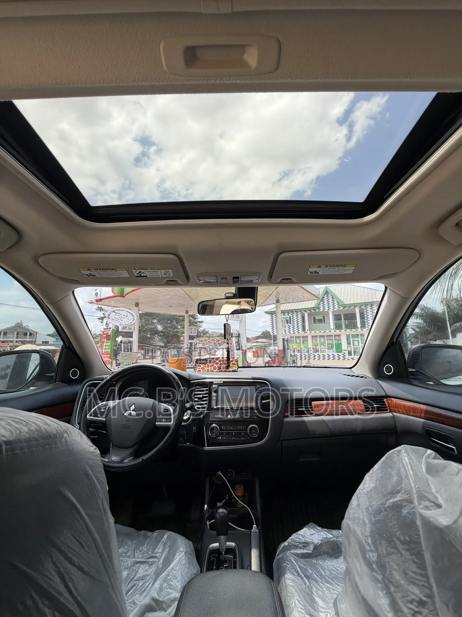 Mitsubishi Outlander 2016 White