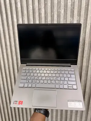 Laptop Lenovo IdeaPad 530S 8GB AMD Ryzen 7 SSD 256GB