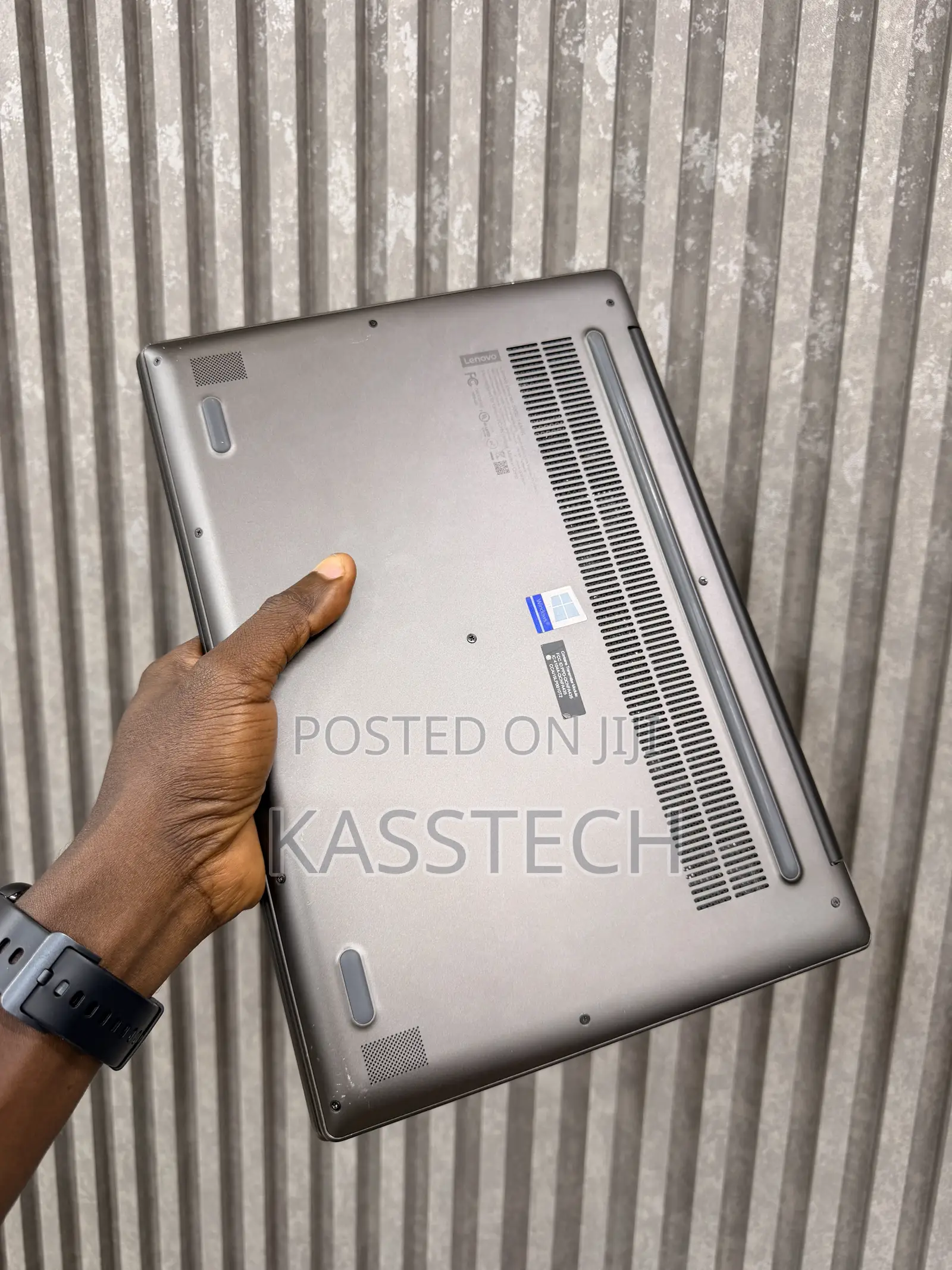 Laptop Lenovo IdeaPad 530S 8GB AMD Ryzen 7 SSD 256GB