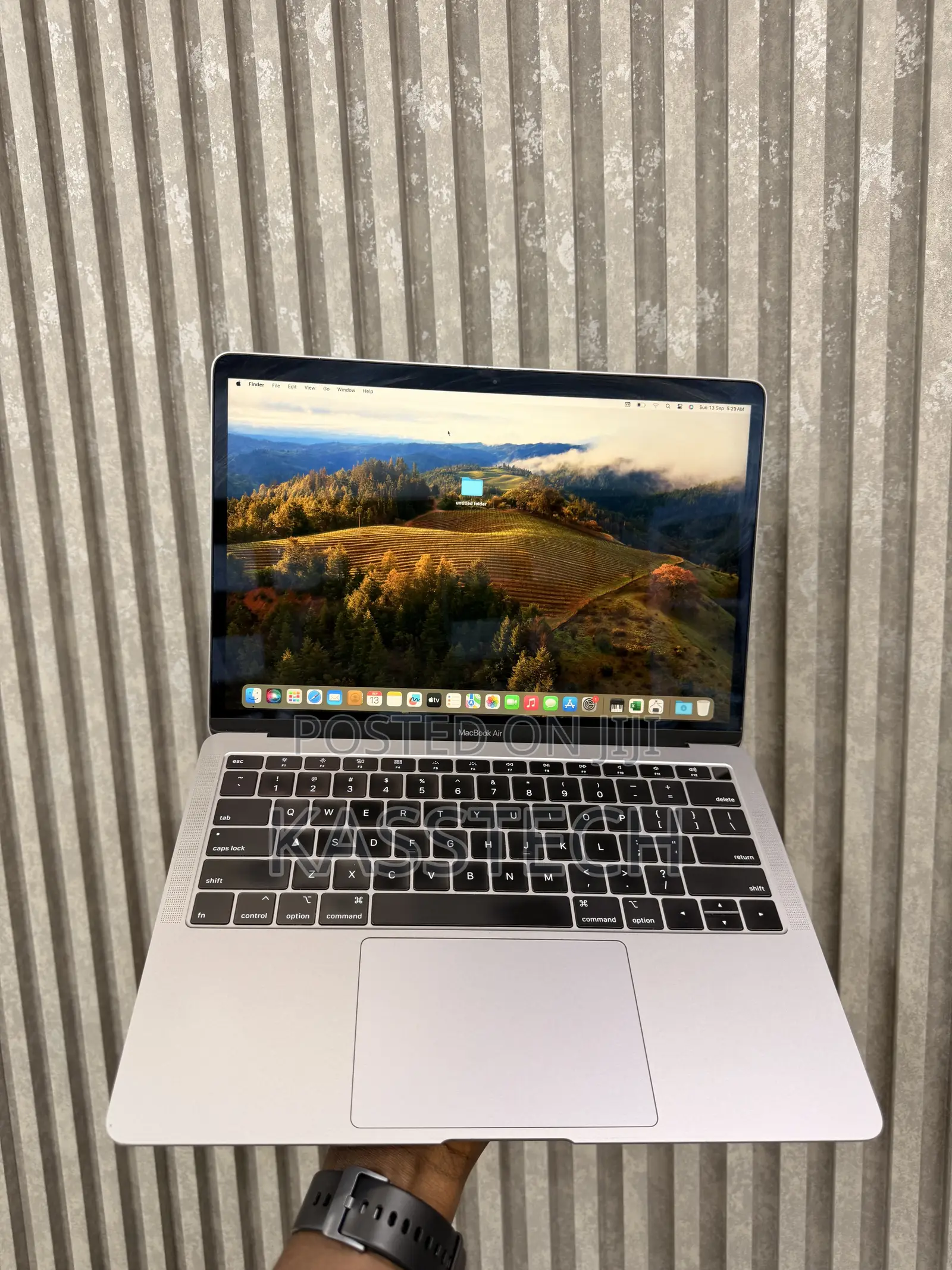 Laptop Apple MacBook Air 2019 8GB Intel Core i5 SSD 128GB