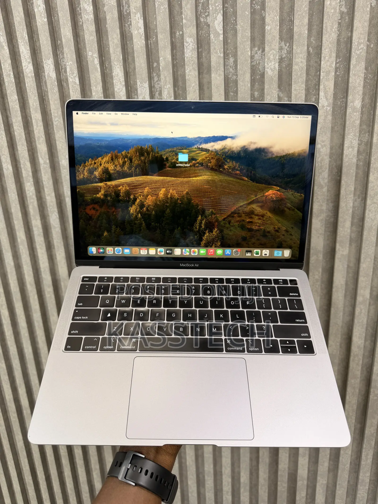 Laptop Apple MacBook Air 2019 8GB Intel Core i5 SSD 128GB